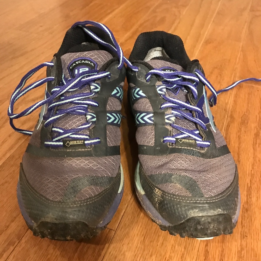 Brooks Cascadia 12